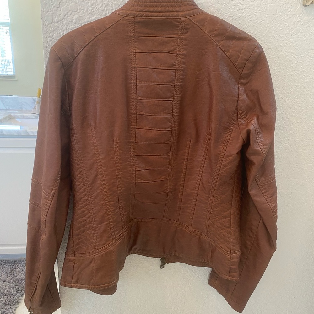 Jacket - Picture 2 of 2